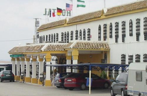 Utrera Hotel | HOSTAL-RESTAURANTE EL PAISANO