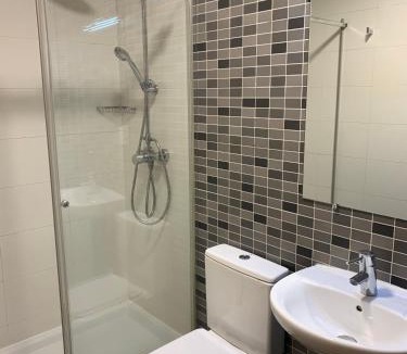 Cuatro Caminos House | Hostal Falfes
