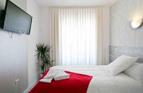 Huertas House | Hostal Madrid Sol