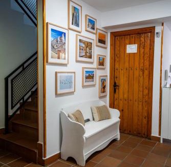 Pena Redonda House | Hostal Plaza de Italia