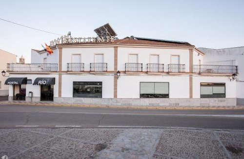 Medellin House | Hostal Rio
