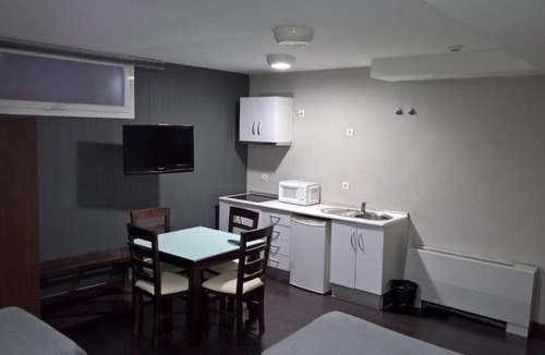 Paracuellos de Jarama House | Hostal T4