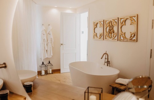 La Catedral Hotel | Hotel Boutique La Ermita Suites, The Only officially designated "Monument Hotel" in Córdoba