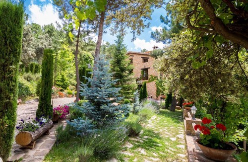 Villaverde de Guadalimar Hotel | Hotel de Montaña Cueva Ahumada