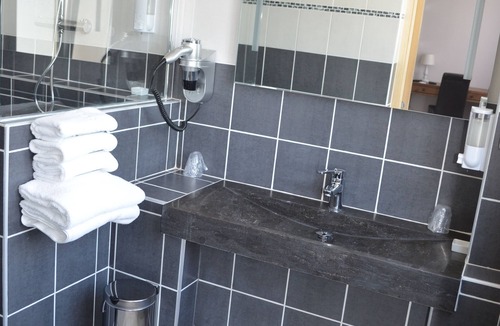 Saint-Andre-les-Alpes Hotel | Hotel Lac et Foret