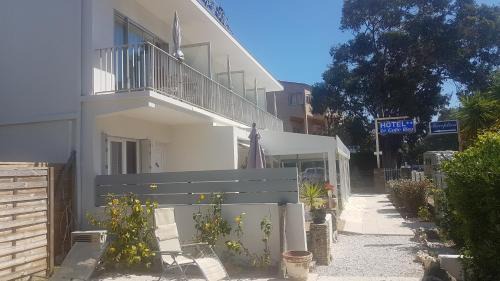 Cavaliere Hotel | Hotel Le Golfe Bleu