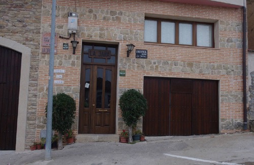 Aldeadavila de la Ribera Hotel | Hotel Rural La Jara