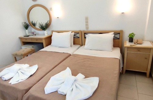 Livadi Hotel | HOTEL SERIFOS BEACH