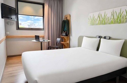 Villa de Vallecas Hotel | Ibis Budget Madrid Vallecas