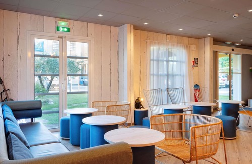 Manosque Hotel | ibis Manosque Cadarache