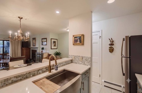 Lower Arapahoe House | Ideal Downtown 1 BDR Near Shops & Trails
