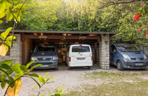 Escobedo Apartment | Idyllic Studio in the forest. Armonía Natura House