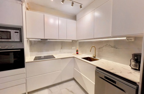 El Chaparral House | Impressive Villa | Jacuzzi and BBQ | 8' Beach