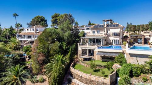 Mijas Villa | Infinity pool mansion by Costarentals - Ref 85