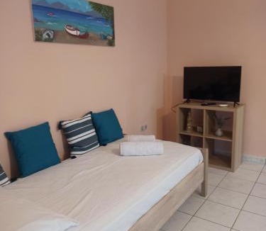 Nea Koutali Apartment | Irene's Sunny residence in Limnos