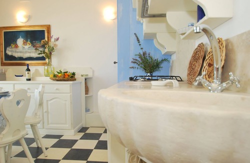 Marina di Castagneto Carducci Apartment | Nautilus 3+2 - One Bedroom Apartment, Sleeps 5