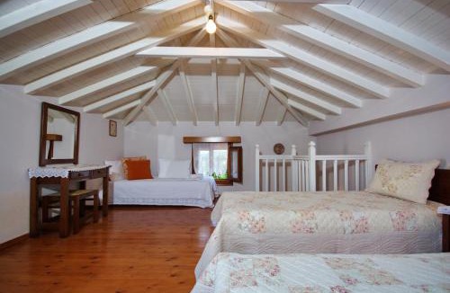 Votsi Villa | Kamelia Villas