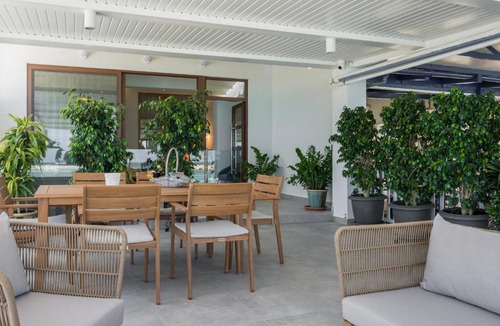 Kolymvari Apartment | Kyma Accommodation Beachfront apartments