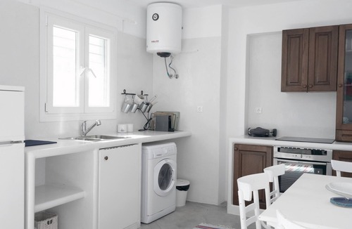 Kithnos House | Kyon Beach Suites Kythnos