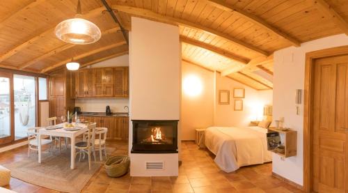 Old Town Apartment | La Buhardilla de Huecar