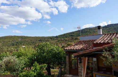 La Acena de la Borrega Hotel | La Cabaña Romantica de Llano