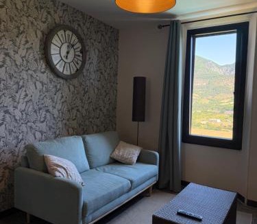 Saint-Auban-sur-L'Ouveze Hotel | La Clavelière