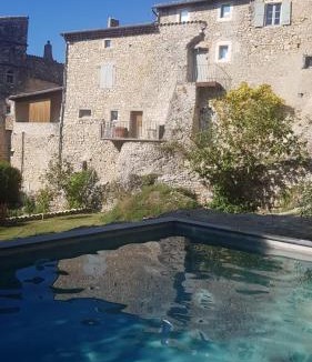 Mirmande Bed & Breakfast | La Maison Jules Goux