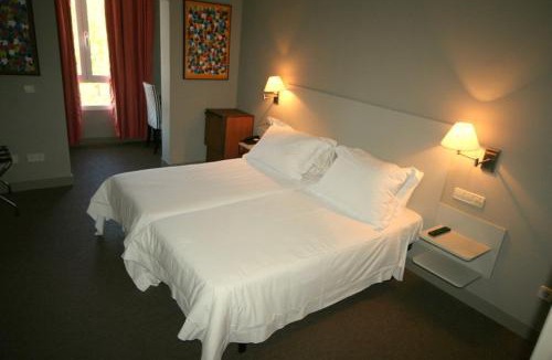 Torrecaballeros Hotel | La Posada del Rancho
