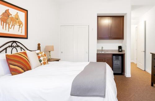 La Quinta Villa | La Quinta Studio Suite, Fp, Views, Patio