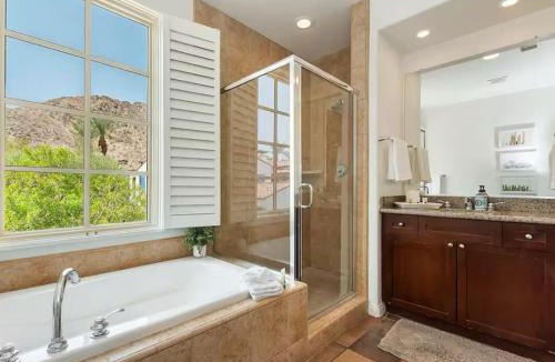 La Quinta Villa | La Quinta Studio Suite, Fp, Views, Patio