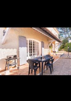 Martigues Villa | La Villa Martegale sunset