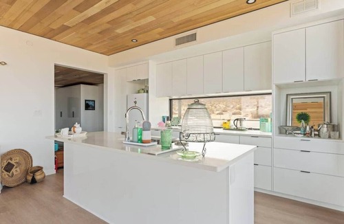 Panorama Heights House | Late for the Sky Modern Marvel with Hot Tub