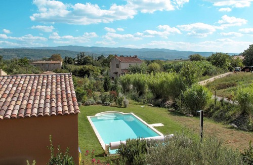 Saint-Saturnin-les-Apt House | Le Clos Savornin V8IC by Interhome