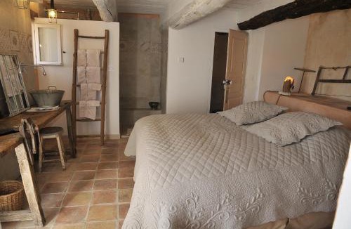 Chateauneuf-Val-Saint-Donat Bed & Breakfast | Le Jas de Péguier