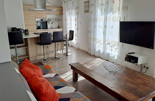 Les Grands Carmes Apartment | Le Phocéen - 2BDR Apartment, Terrace, city center/Panier