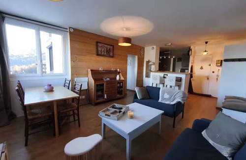 Le Super-Sauze Apartment | Le Sauze: Bright 60m² Flat near Slopes