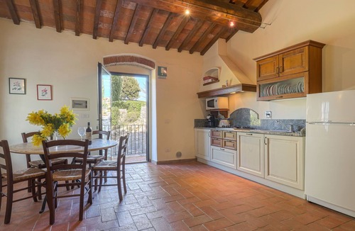 Tavarnelle Val di Pesa Apartment | Leonardo by Interhome