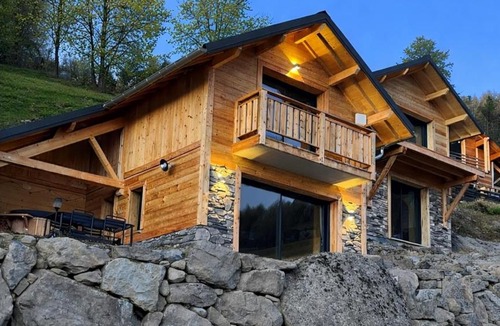 Saint-Michel-de-Chaillol Ski Chalet | Les 2 Chalets Alpins & Bains Nordiques