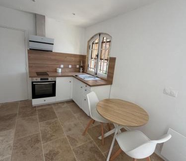 Coursegoules Apartment | Les 2 F