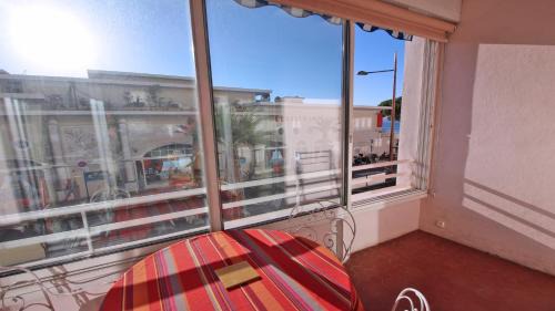 Sainte-Maxime City Centre Apartment | Les Dauphins