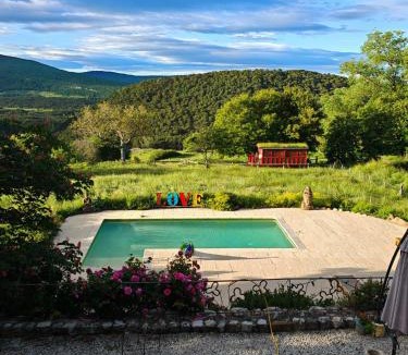 Bargeme Bed & Breakfast | Les Sources chambres dhotes