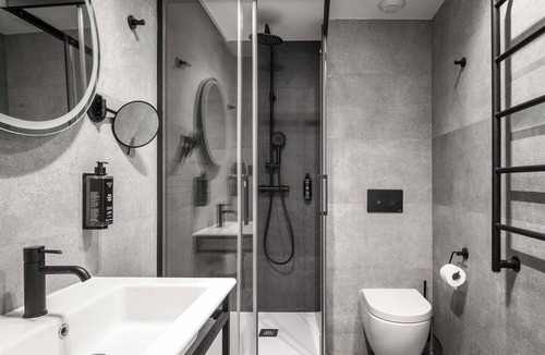Salamanca Hotel | Limehome Madrid Ventas