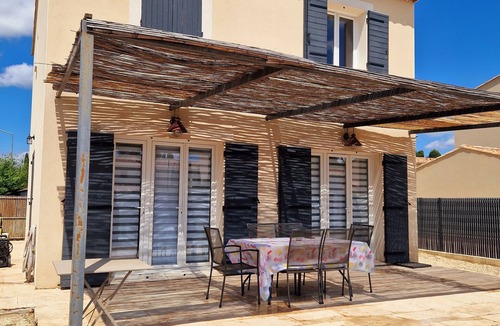 Maussane Villa | Location D'une Villa au Coeur des Alpilles, Dans le Joli Village de Maussane