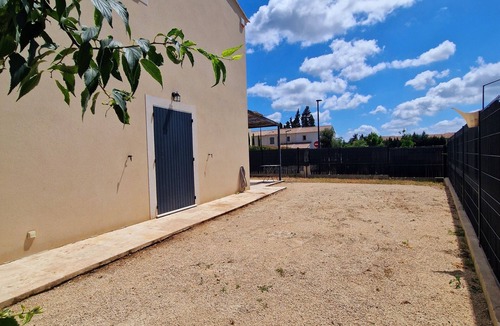 Maussane Villa | Location D'une Villa au Coeur des Alpilles, Dans le Joli Village de Maussane
