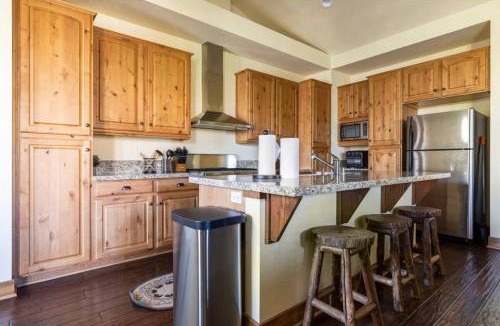 Mammoth Lakes Villa | Lodges 1123