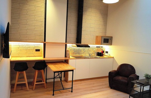 Cuatro Caminos Apartment | LOFT MADRID