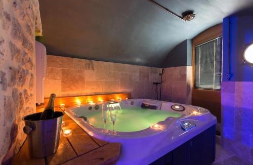 Chateauneuf-du-Rhone House | Logis de Cupidon