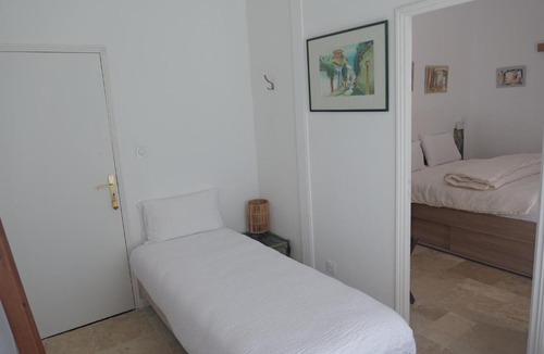 La Californie Hotel | Logis Hôtel Villa Victorine