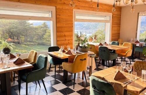 Savines-le-Lac Hotel | Logis Hotel Eden Lac