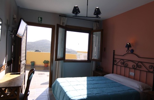 El Pozo de los Frailes Hostel | Los Palmitos Hospedería Rural